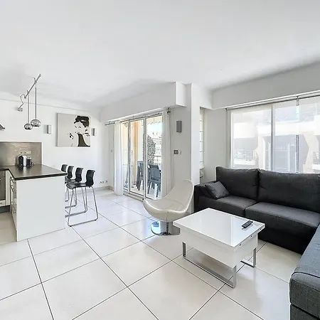 57M2 - 2 Chambres, Terrasse, Croisette-Martinez Cannes Exterior photo